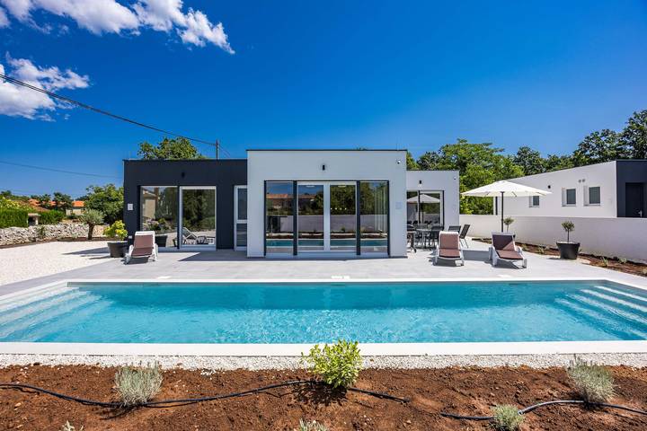 Ferienhaus für 6 Personen, mit Garten und Pool in Istrien - 2