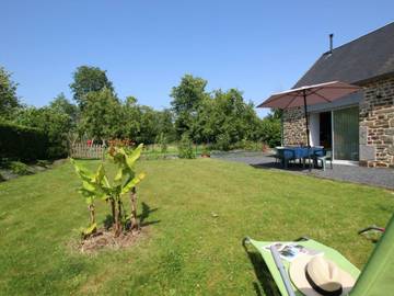 Gîte pour 4 personnes, avec jardin à Montaigu-les-Bois