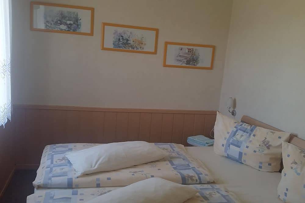 Ferienhaus in parkähnlichem Privatgrundstück in Auerbach, Chemnitz und Umgebung