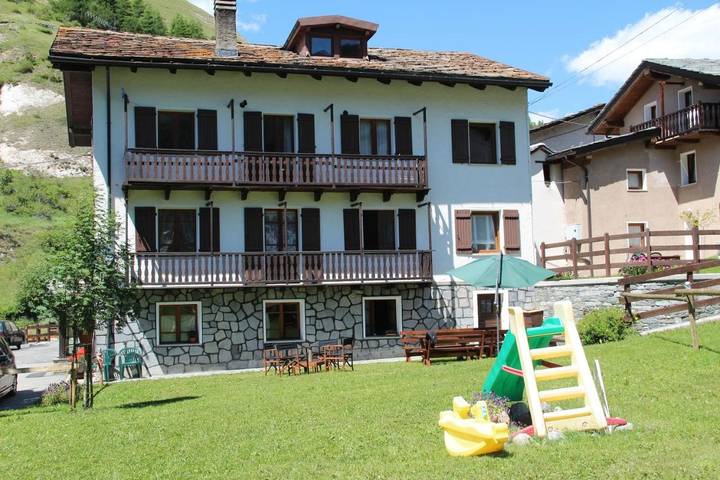 Maison d’hôte pour 6 personnes, avec vue et jardin à La Thuile