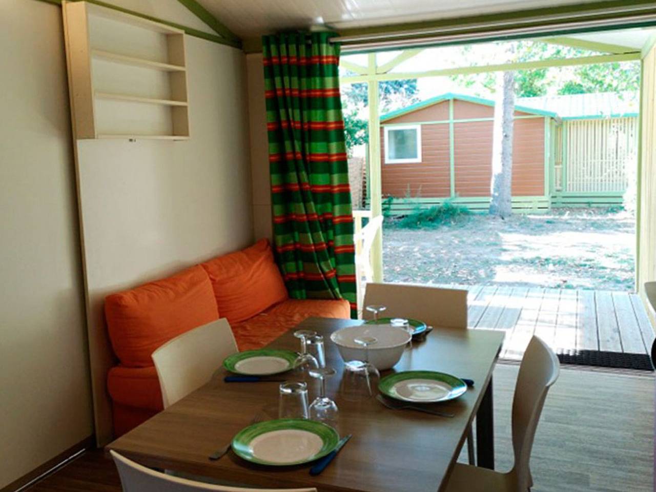 Chalet in Collias with Terrace for 6 Guests in Collias, Nimes region