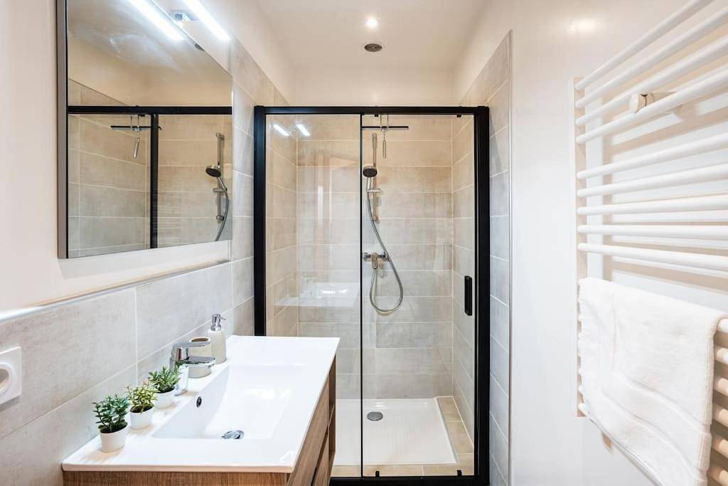 Appartement entier, One-Bedroom Apartment in Albertville, Région d'Albertville