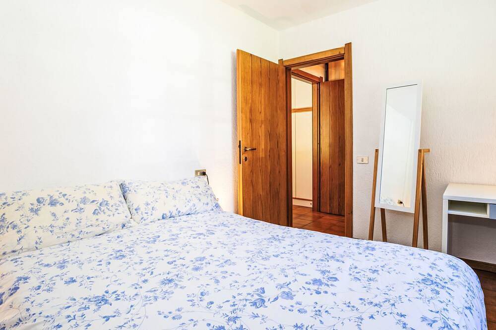 Appartamento intero, Appartamento Tigli by Interhome in Madesimo (Borgo), Madesimo
