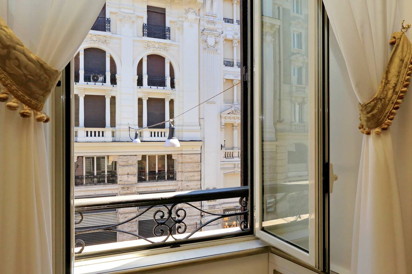 Boutique Domus Trevi – Elegantes Apartment im Herzen Roms nahe Trevi-Brunnen in Rom Zentrum, Rom