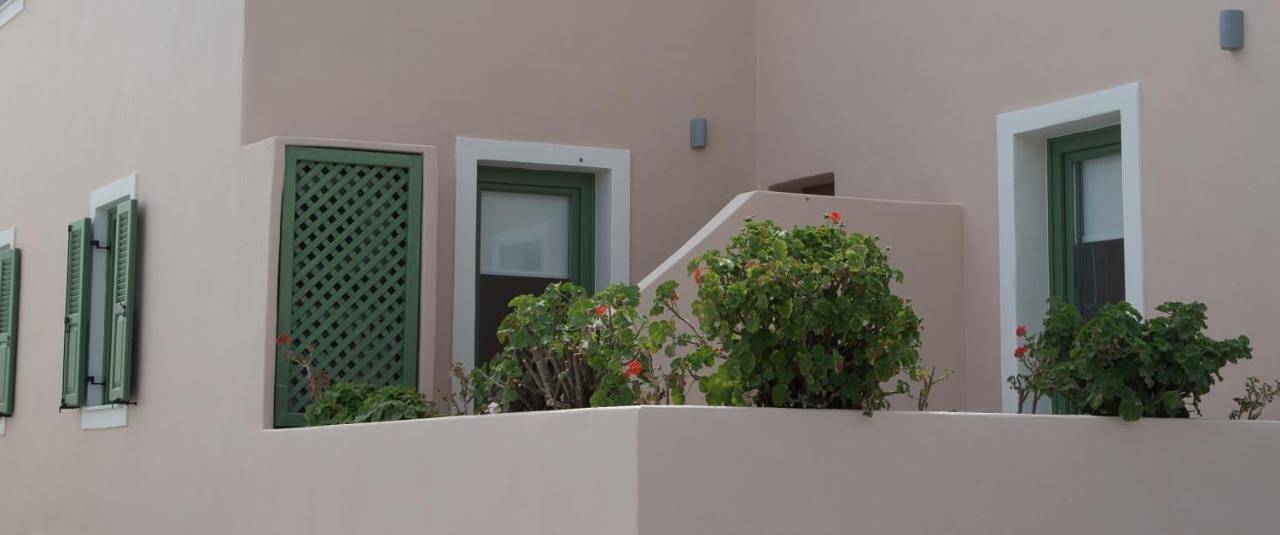 Pelican Hotel in Firostefani, Thera