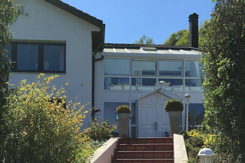Ganze Wohnung, Apartment mit Burgblick im Grünen, Familie Held in Burgthann, Frankenalb