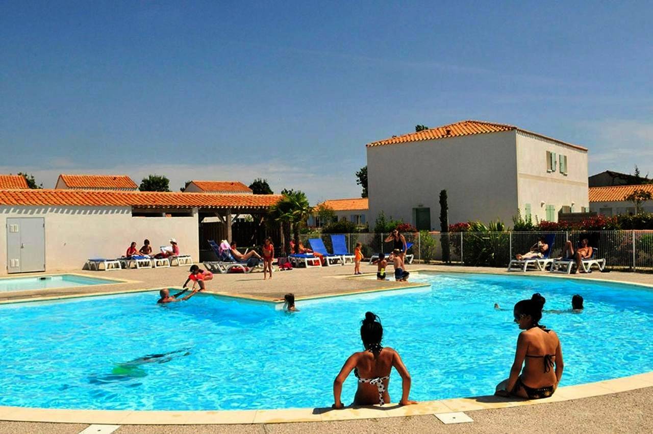 Villa (6 Adults) in Saint-Georges-d'Oléron, Côte de Beauté