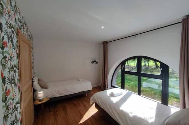 Location de vacances pour 14 personnes, avec jardin à Saint-Jean-du-Cardonnay - 2