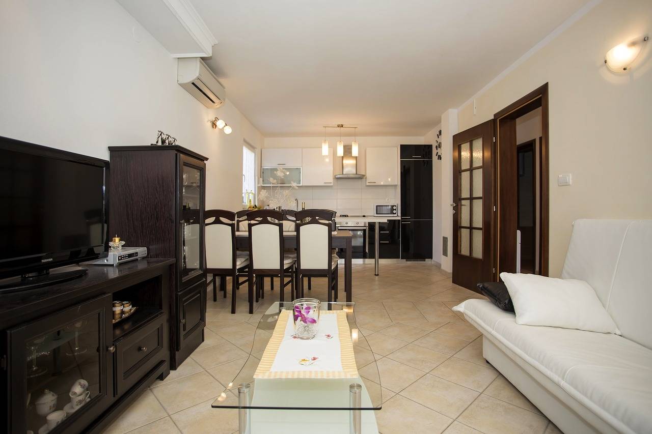 Ganze Wohnung, Appartamento con due camere da letto Biba a Rovigno in Rovinj, Rovinj und Umgebung