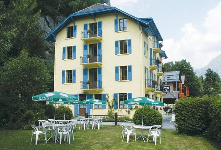 Hôtel pour 5 personnes, avec terrasse et jardin