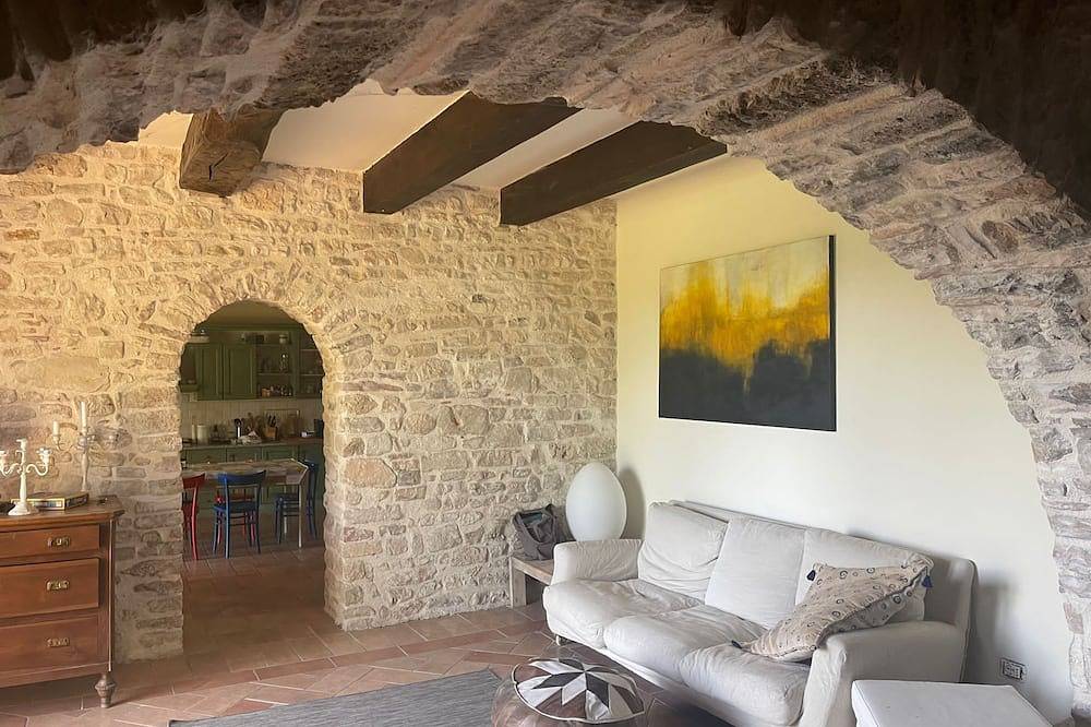 Piediluco cottage in Terni, Valnerina