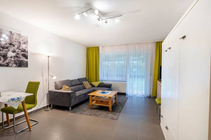 Appartement entier, Appartement 'Gästehaus Strycktal 2 Typ 07' avec terrasse privée, jardin privé et Wi-Fi in Stryck, Willingen
