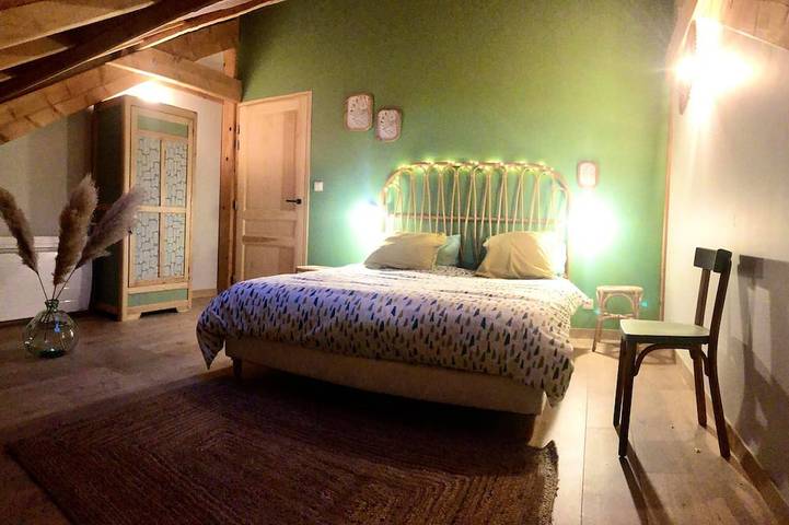 Location de vacances pour 14 personnes, avec jardin à Lapte - 3