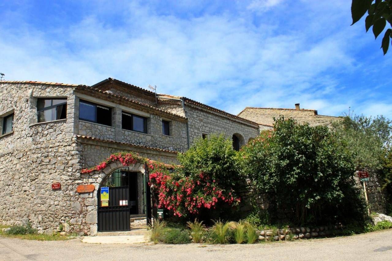 Double Room with Private Bathroom in Saint-Alban-Auriolles, Ardèche