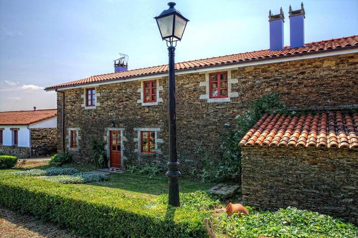 Casa rural para 6 personas, con Terraza y Jardín además de Piscina y Vistas en Comarca de Arzúa