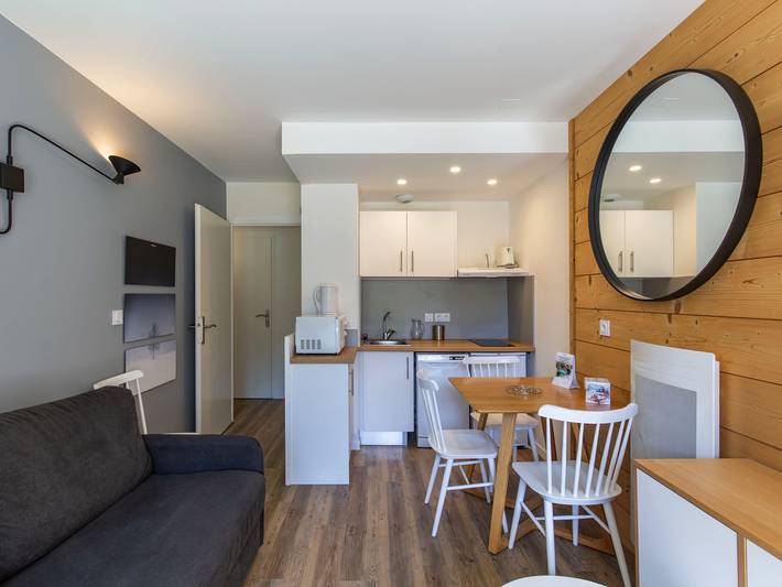 Gîte pour 4 personnes, avec Balcon ainsi que Piscine et Sauna à Germ - 4