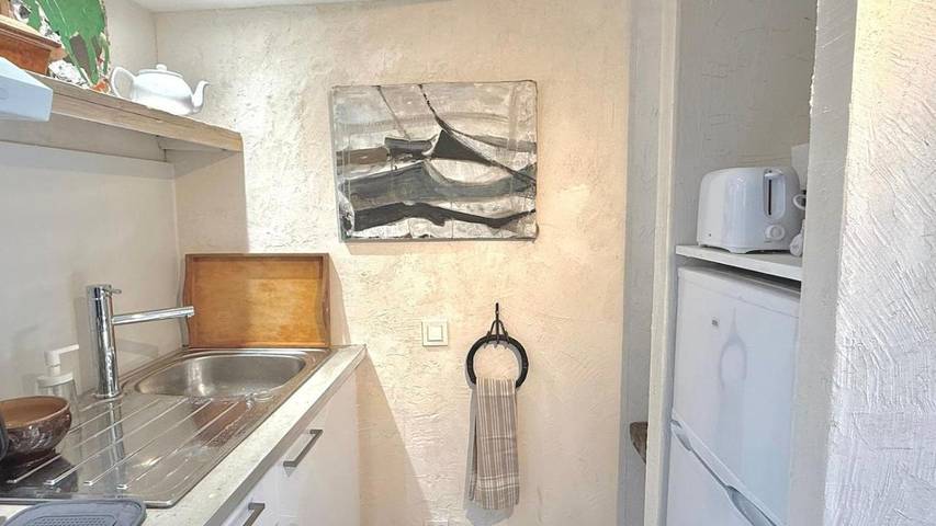 Gîte pour 2 personnes, avec terrasse à Denicé - 2