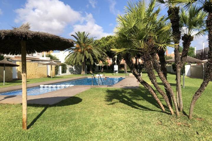 Ferienwohnung für 6 Personen, mit Garten und Pool