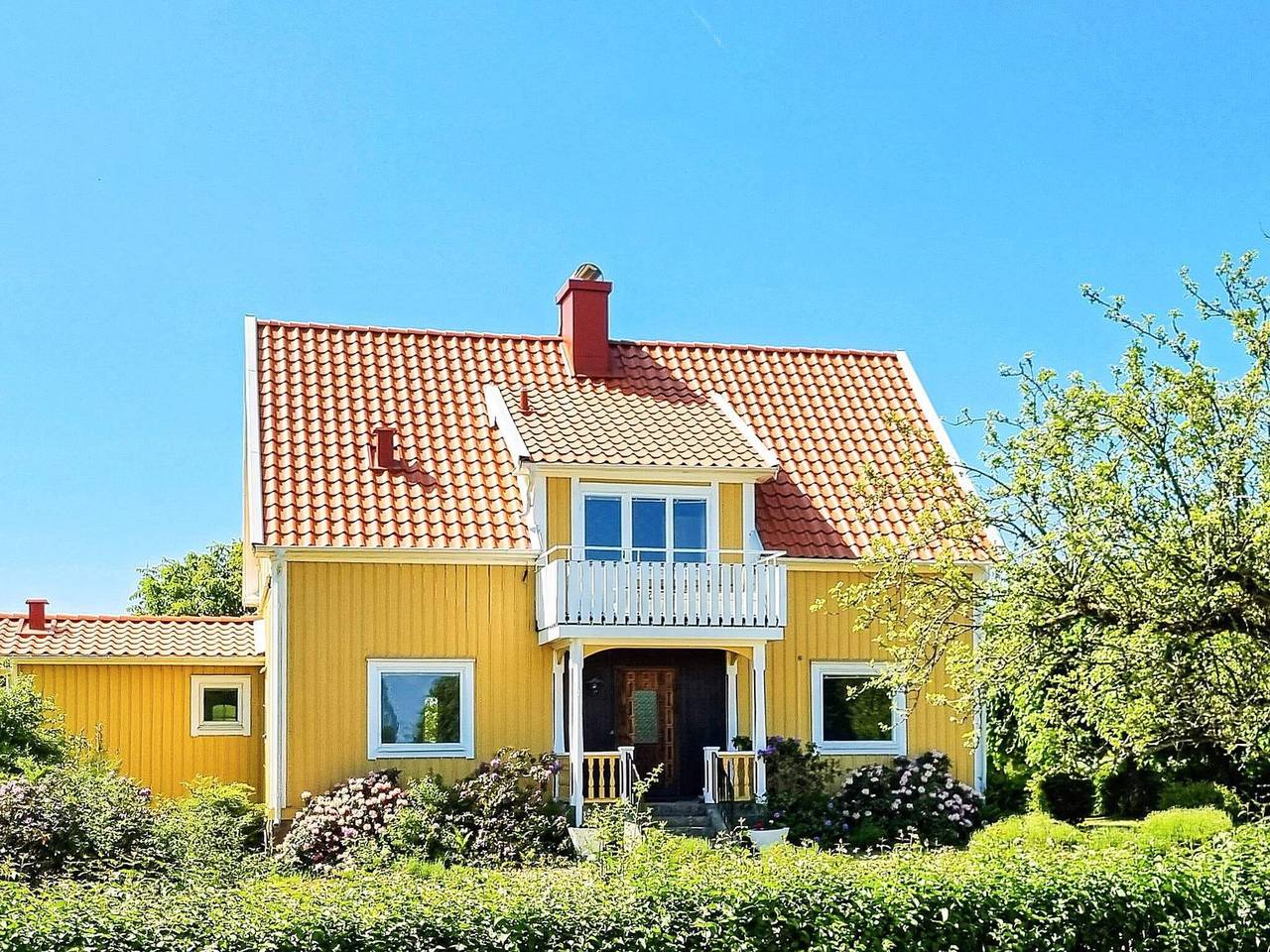 Hus för 8 Personer, med trädgård