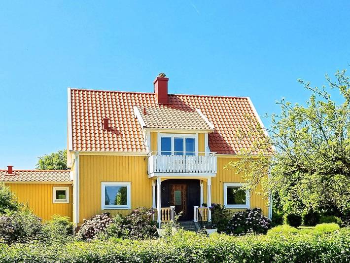 Feriehus for 8 personer, med hage og balkong i Småland