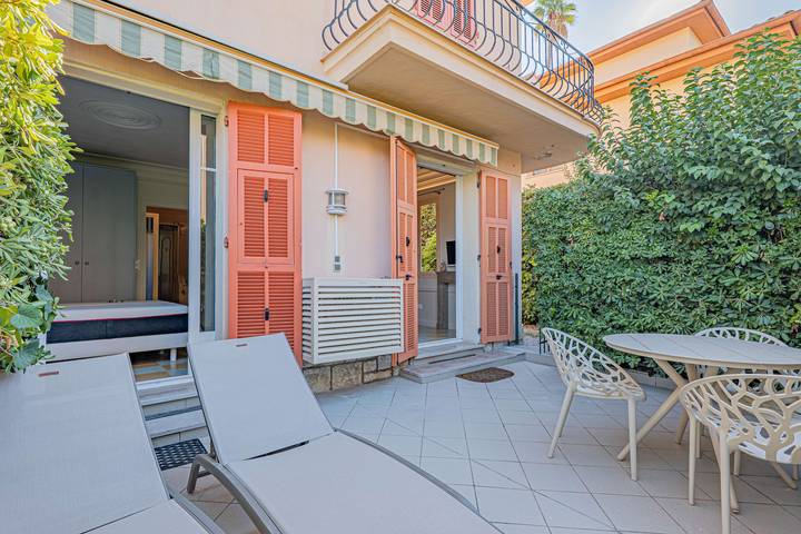 Apartamento entero, Apartamento de vacaciones para 2 personas con terraza in Roquebrune-Cap-Martin, Costa mediterránea (Francia)