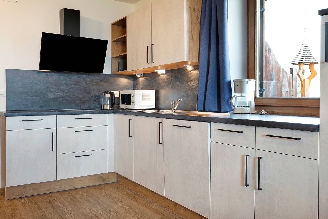 Entire apartment, Apartment 'Eidechsspitz' with Mountain View, Shared Terrace and Wi-Fi in Meransen, Mühlbach