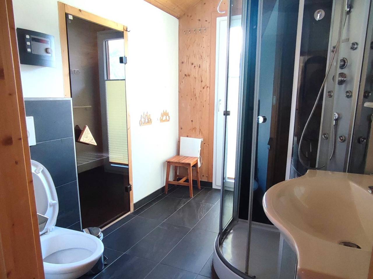 Chalet mit Sauna und Hot Tub an der Skipiste in Hohentauern, Murtal