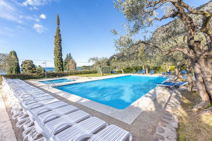 Ferienhaus für 4 Personen mit Balkon in Corno (Garda), Garda