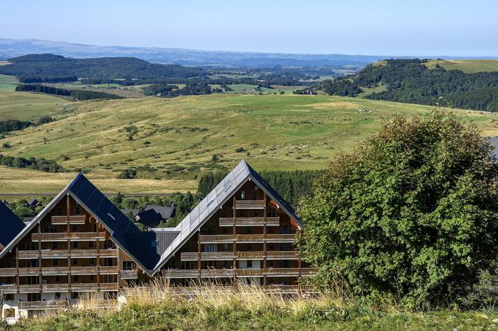Gîte pour 4 personnes, avec balcon dans Super Besse - 4
