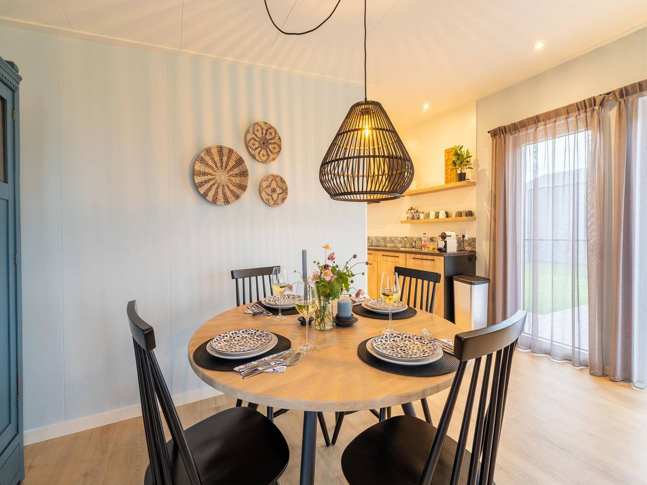 Holiday home by the water in the Green Heart in Oud Ade, Holanda Sur