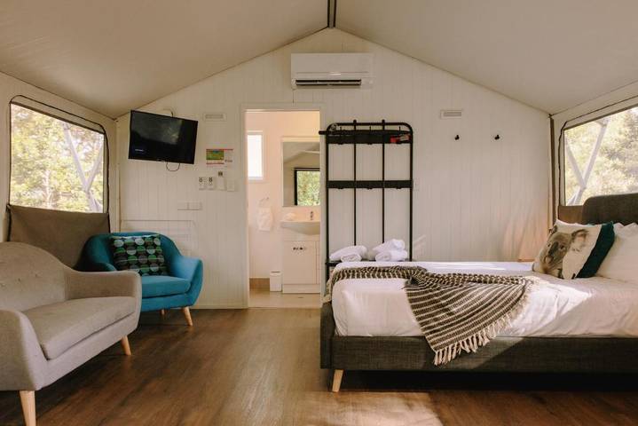 Parque de vacaciones para 2 personas, con jardín y piscina - 1