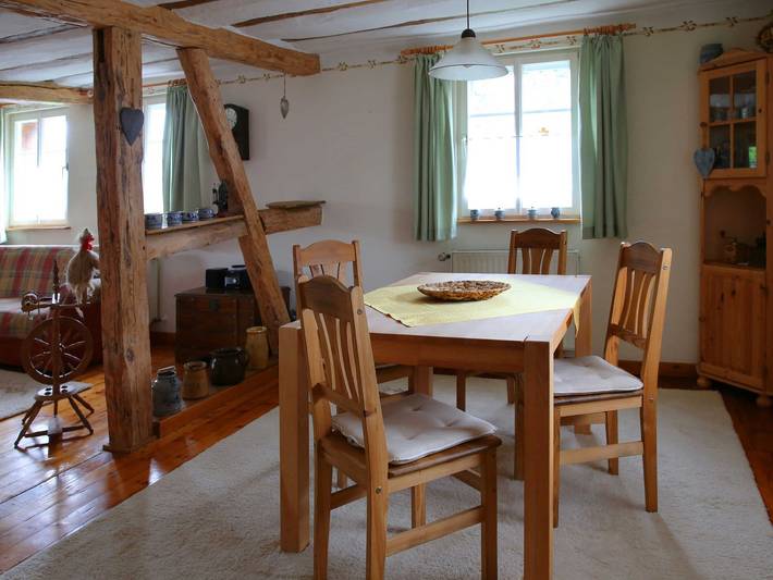Ganze Ferienwohnung, Historisches Odenwälder Haus mit Haus Elztalblick - Ferienwohnung A in Mudau, Neckar-Odenwald-Kreis