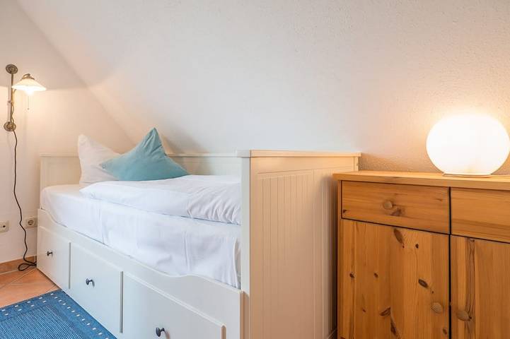 Ferienhaus für 9 Personen, mit Garten und Balkon in Wiek - 4