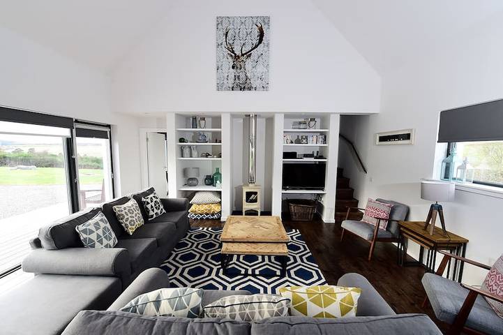 Vacation rental for 9 people, with terrace and yard in Scotland