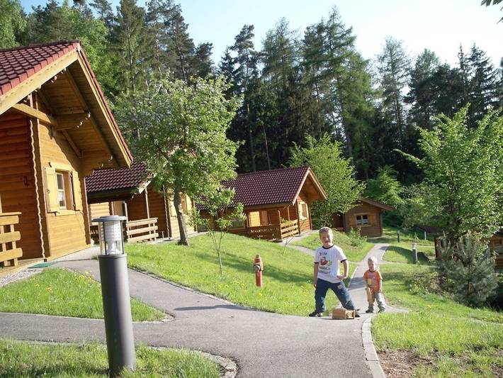 Ferienwohnung für 5 Personen, mit Balkon und Balkon/Terrasse sowie Terrasse und Garten in Landkreis Cham - 2