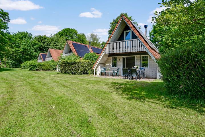 Bungalow voor 6 personen, met tuin en terras in Hardenberg