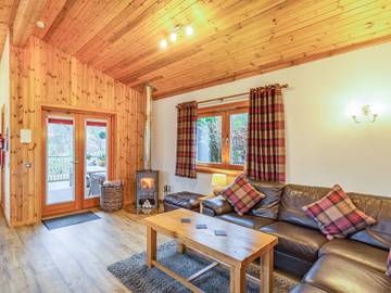 Log Cabin for 4 People in Fort William, Loch Eil, Photo 2