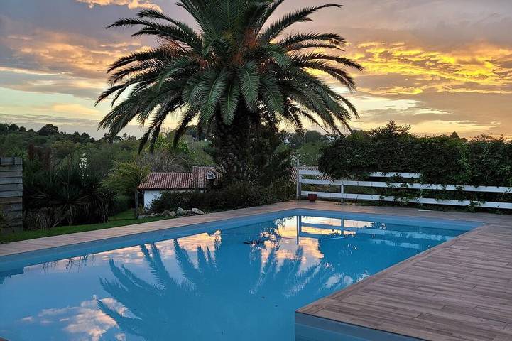 Maison d’hôte pour 4 personnes, avec jardin et jacuzzi en Pyrénées-Atlantiques