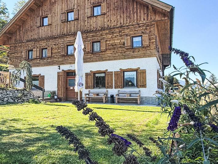 Ferienhaus für 20 Personen, mit Terrasse und Garten in Tannheimer Tal
