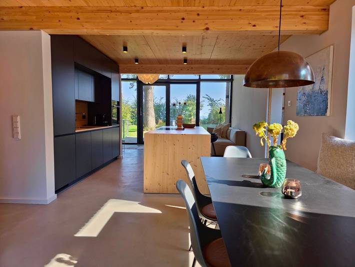 Ferienhaus für 6 Personen, mit Terrasse und Garten sowie Sauna in Schilksee