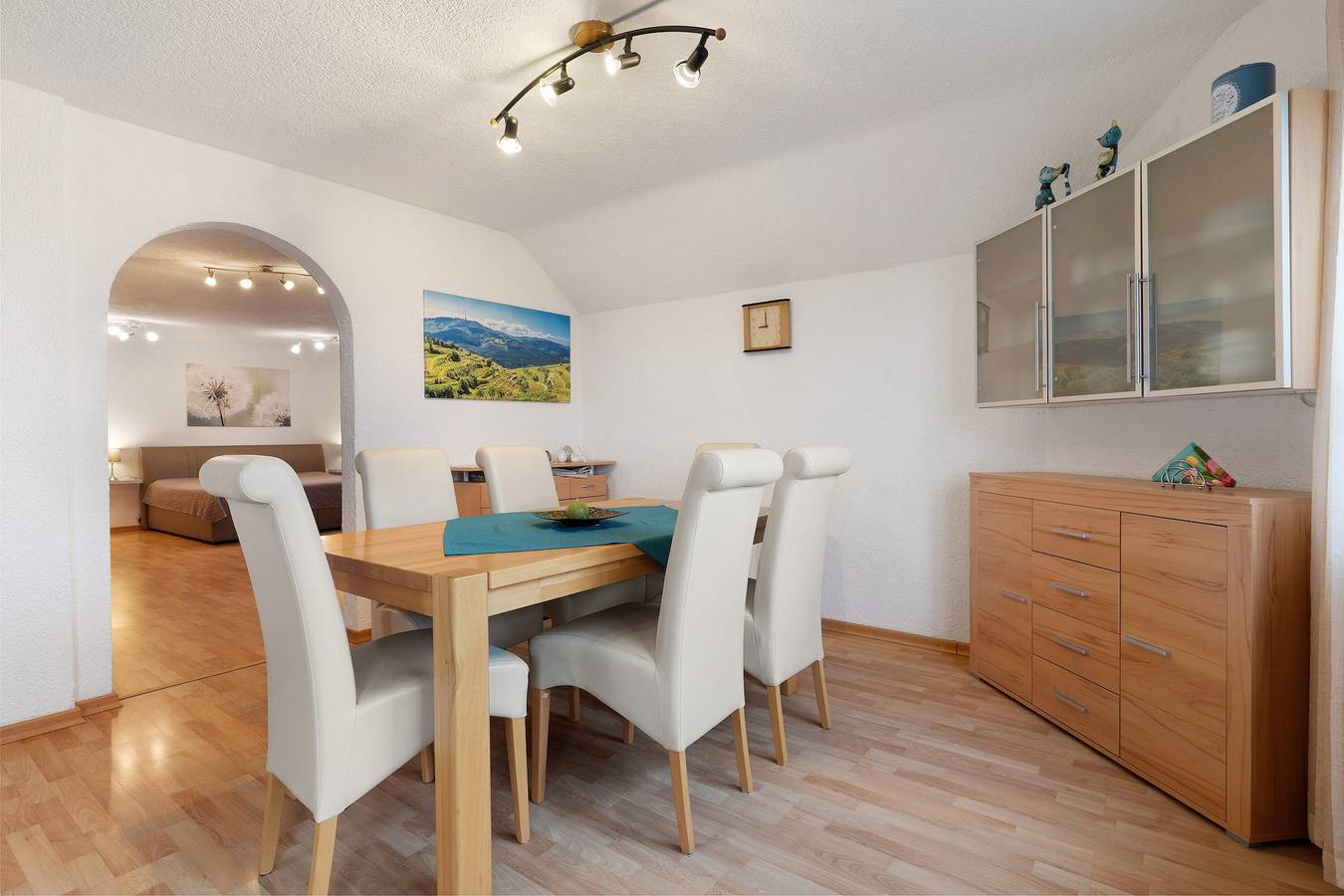 Ganze Wohnung, Apartment 'Sigrid' mit Gemeinschaftsgarten, Balkon und Wlan in Forchheim am Kaiserstuhl, Kaiserstuhl