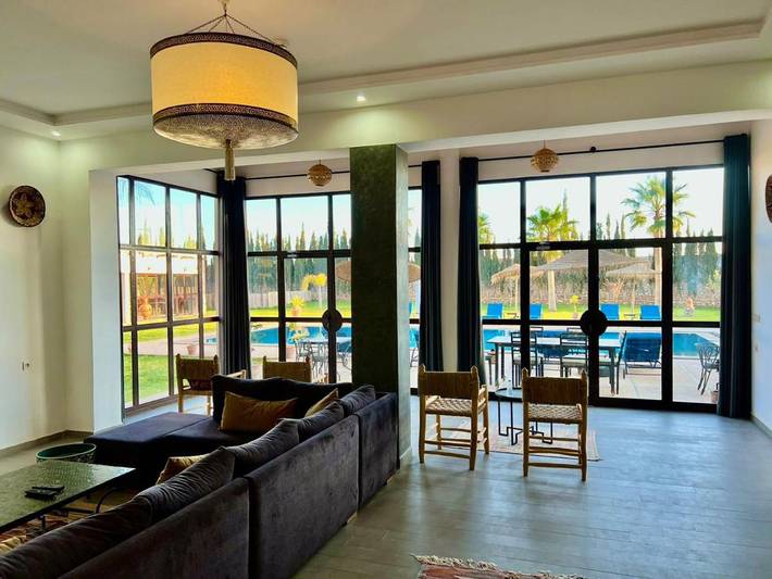 Maison d’hôte pour 2 personnes, avec piscine et jardin, adapté aux familles