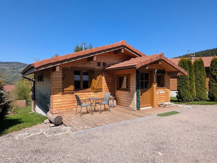 Gîte pour 2 personnes, avec Terrasse à Cornimont
