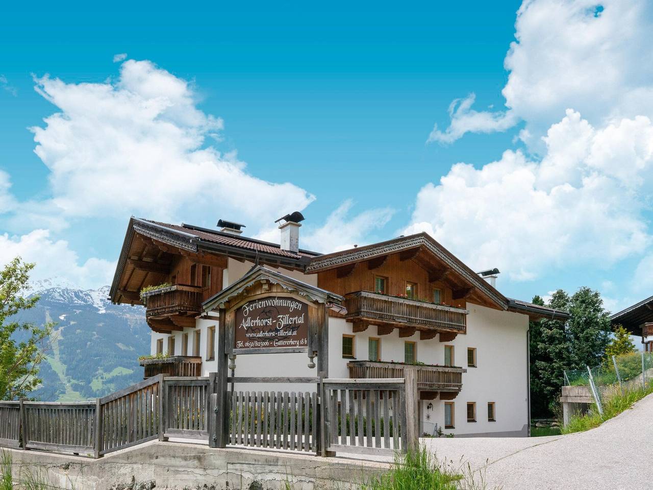 Ganze Wohnung, Chalet in Gattererberg near Ski Slopes in Stummerberg, Ski-Optimal Hochzillertal