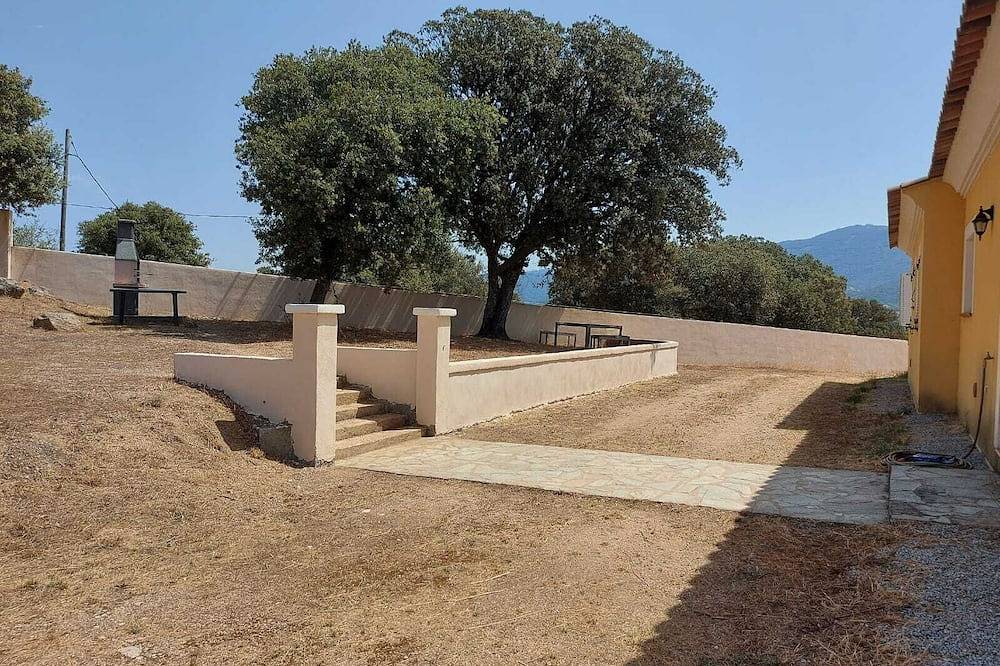 Villa Avec Piscine à 5M des Plages in Serra di Ferro, Ajaccio e dintorni