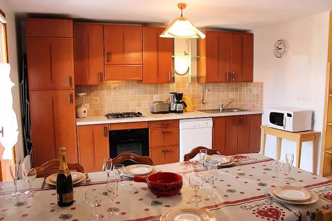 Chalet pour 10 personnes, avec balcon, animaux acceptés à Val Thorens - 2