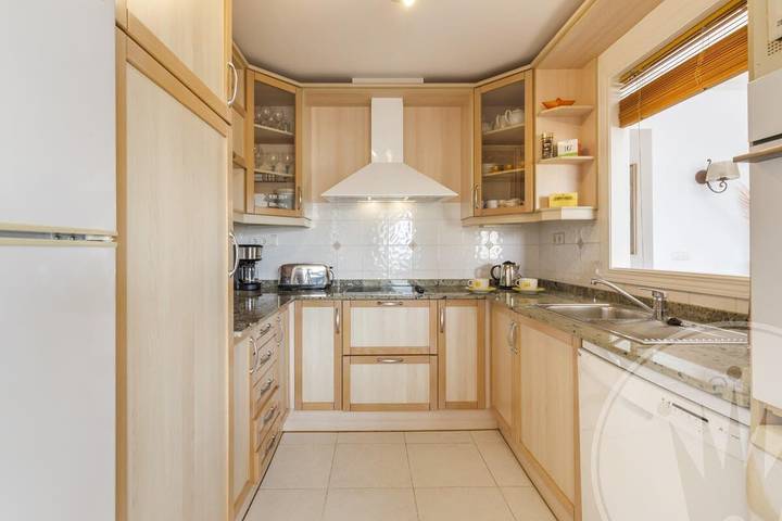 Apartamento entero, Apartamento de vacaciones para 4 personas con jardín in Atamaría, Cartagena