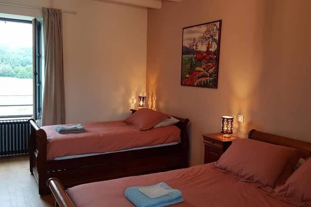 Le Tout à la Fois de Saint-maixent Le Petit in Haims, Vienne