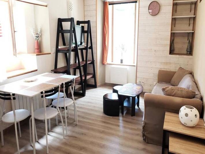 Gîte pour 4 personnes, adapté aux familles dans Cinema Le Rex Villard De Lans - 2