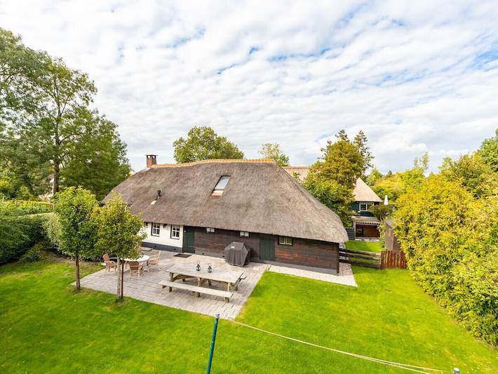 Ferienhaus für 12 Personen, mit Garten und Terrasse, kinderfreundlich in Giethoorn - 4